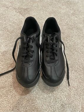Puma Men’s Black Low-Top Lace-Up Sneakers with White Trim